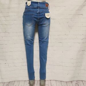 California Vintage Skinny Jeans NWT